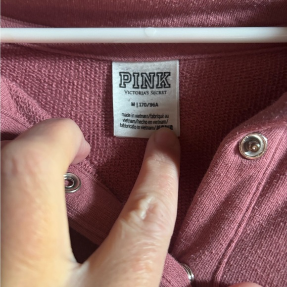 VS PINK 1/2 button up sweatshirt “CHICAGO” - Picture 4 of 5